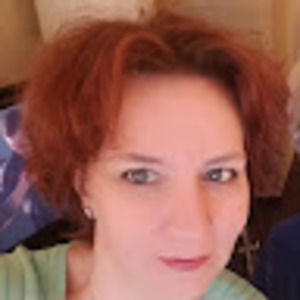 Meet your Posher, Becca